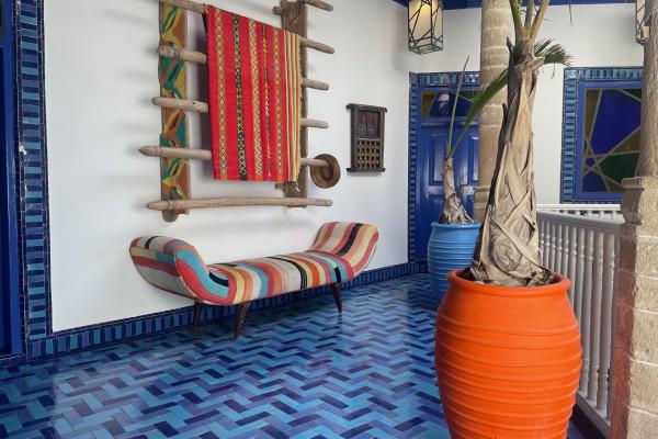 Vnútro rijádu v Essaouire.