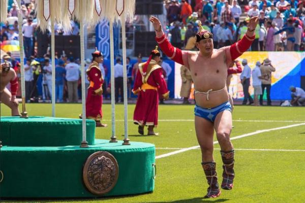 Mongolsko - Tri krásy Gobi a sviatok Naadan