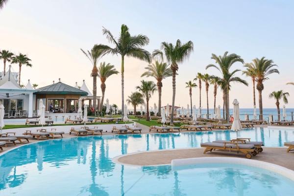 Hotel Sunrise Pearl Resort & Spa