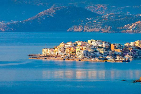 Tajomstvá Kréty s dotykom mora