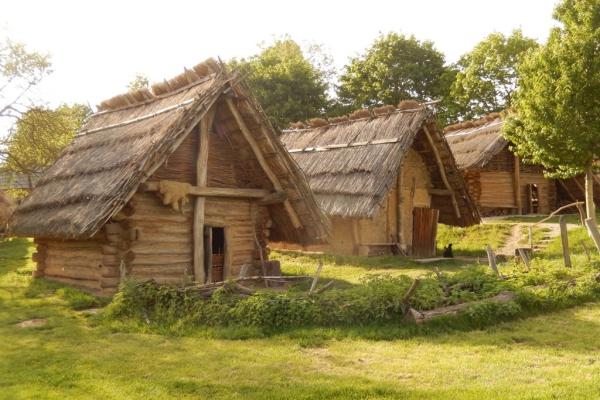 Malé domčeky v okolí prírody