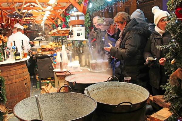 Stánky na vianočných trhoch