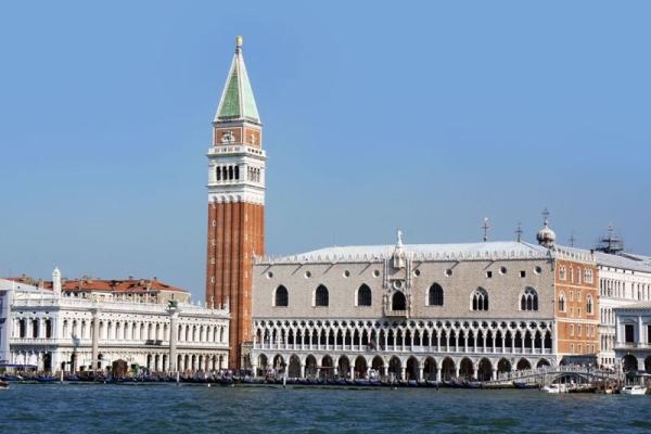 Hodinová veža, Benátky, poznávací zájazd, Taliansko
