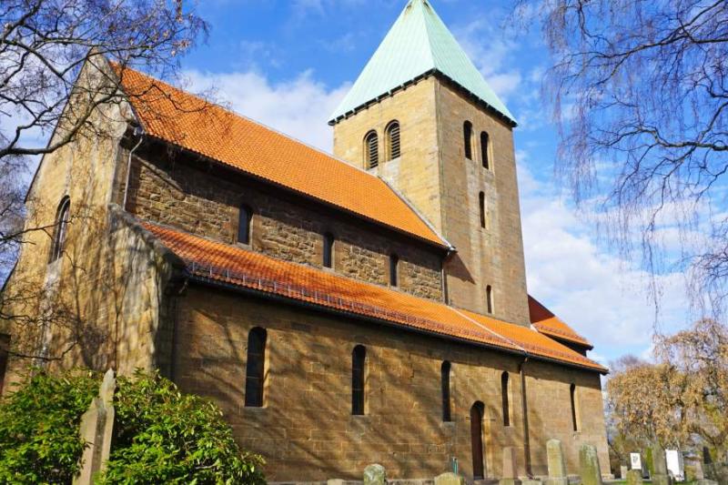 Gamle aker kirke, Nórsko