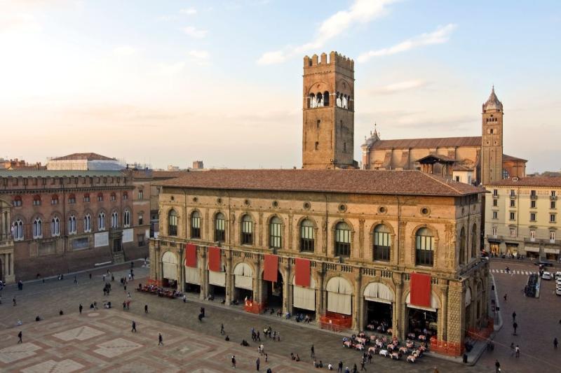 Piazza Maggiore, Taliansko