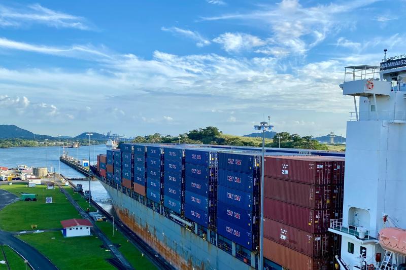 Miraflores Locks. Panama.