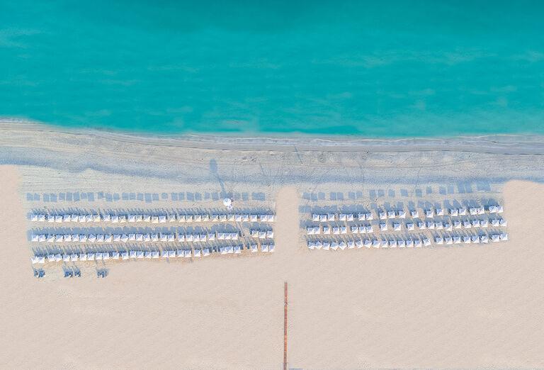 Hotelová pláž - Rixos Premium Saadiyat Island