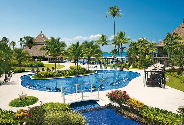 hotel Dreams Playa Bonita Panama by AMR Collection.