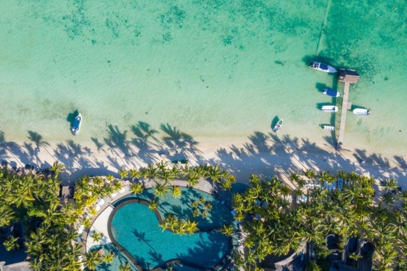 Trou Aux Biches Beachcomber pláž a bazén.