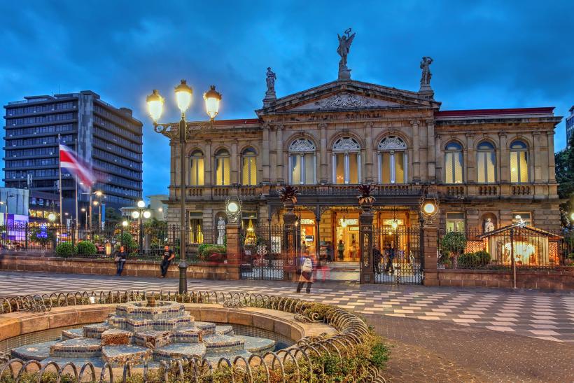 Historická budova divadla v San Jose.