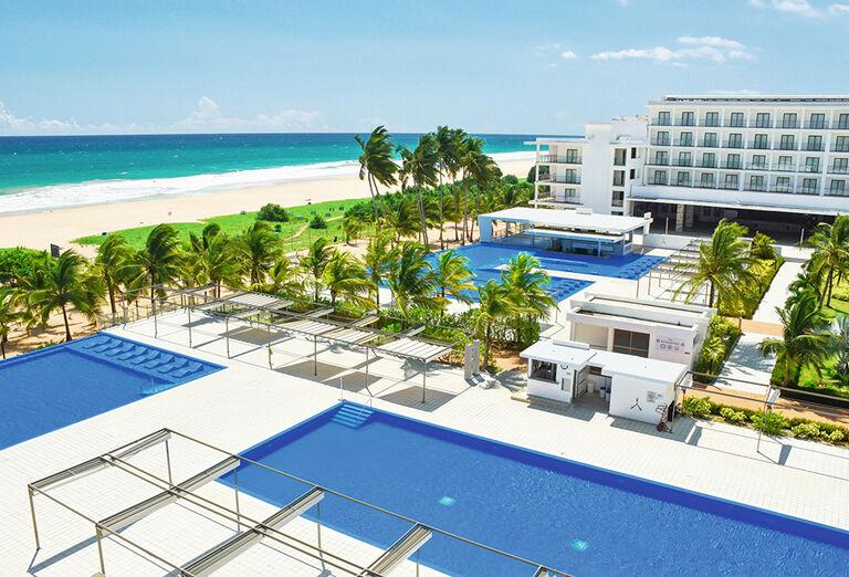 Komplex bazénov v hoteli RIU Srí Lanka