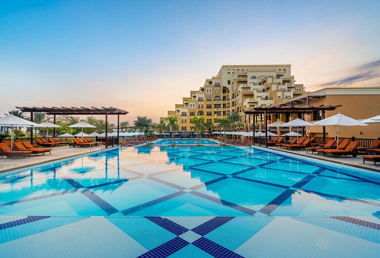 Bazén hotela Rixos Bab Al Bahr. Ras Al Khaimah