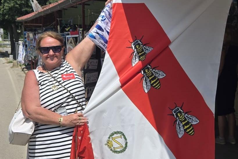 Slávka a vlajka Elby.