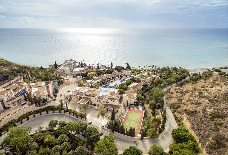 Columbia Beach Resort. Južný Cyprus