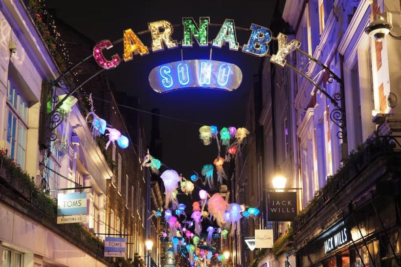 Nákupná ulica Carnaby. Londýn