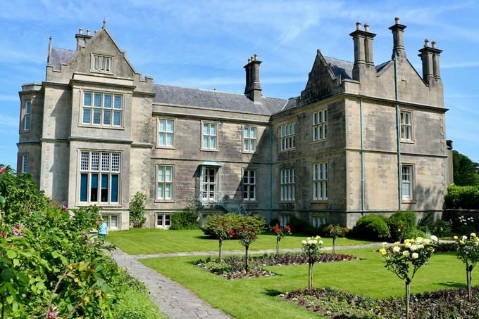 Muckross House