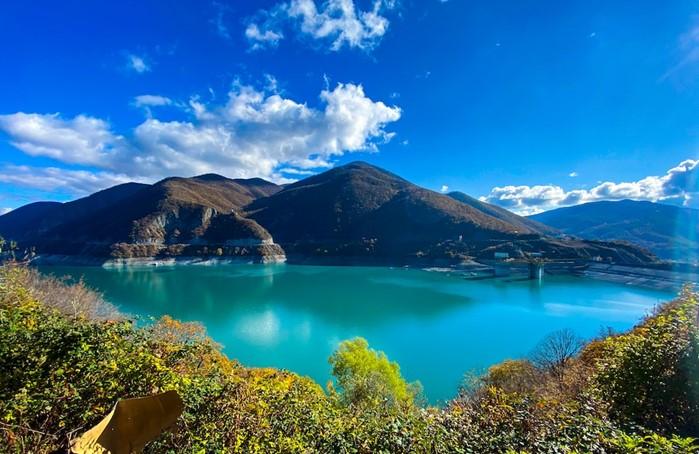 Kazbegi. jazero