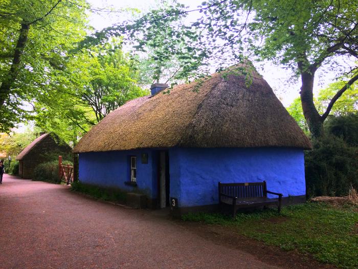 Tradičný írsky dom. Skanzen Bunratty. Írsko.