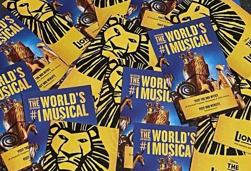 Reklama na muzikál The Lion King v New Yorku.