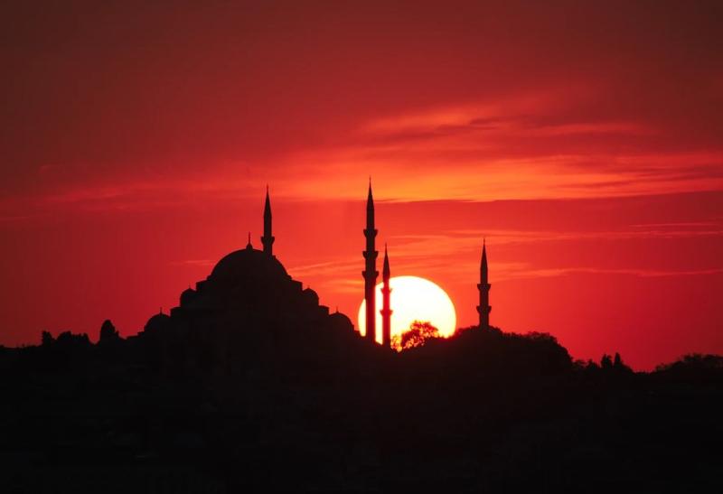 Západ slnka nad Istanbulom