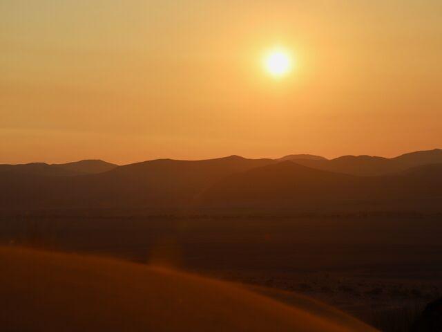 západ slnka na púšti
