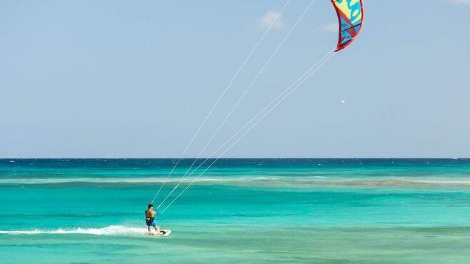 Kitesurfing