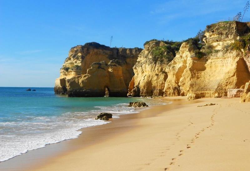 Armação de Pêra beach