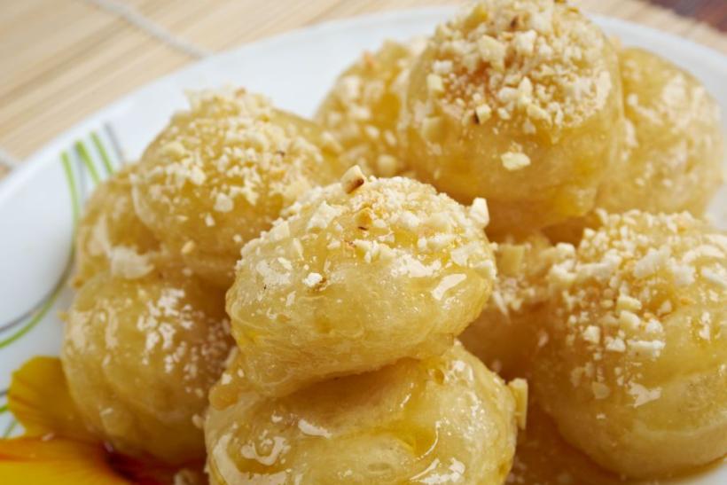 loukoumades