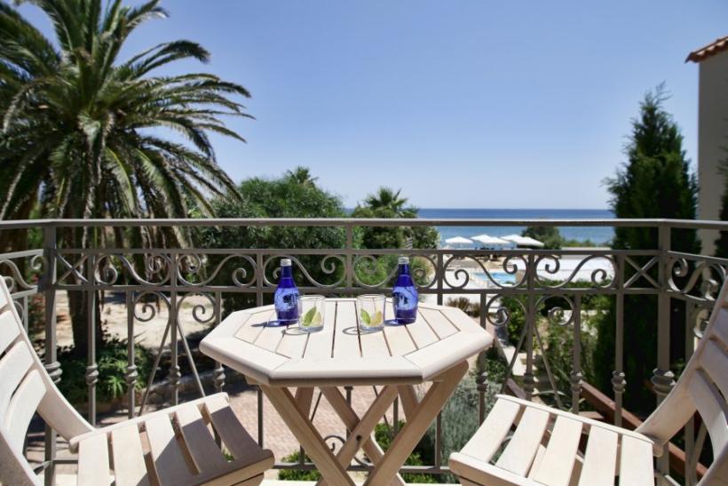 Costa Rossa Boutique Hotel