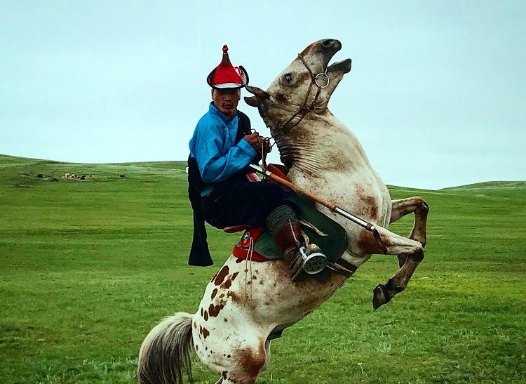 Jazda na koni. Mongolsko