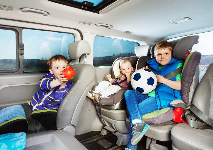 Deti v autosedačkách