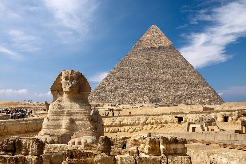 Sfinga a Veľká pyramída