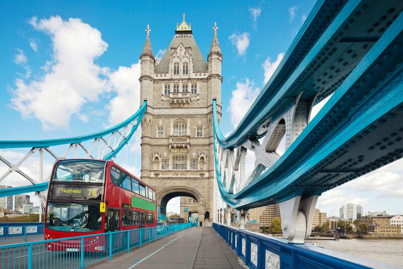 Najznámejší londýnsky most Tower Bridge
