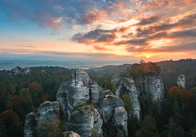 Prírodná rezervácia Hruboskalská pri Turnove v Čechách.