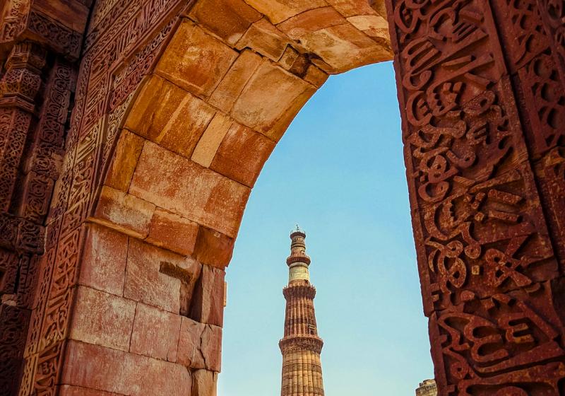 Qutub Minar - minaret v Novom Dillí.