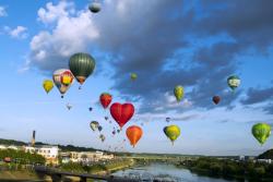 Kaunas a balóny vo vzduchu, Litva. Foto: unsplash.com