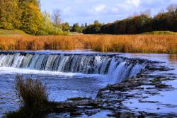 Vodopády Ventas Rumba, Lotyšsko. Foto: unsplash.com