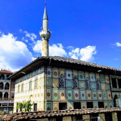 Historická budova, minaret.