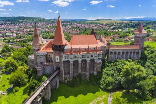 Nadchnite sa pre Rumunsko a objavte jeho "strašidelné tajomstvá"