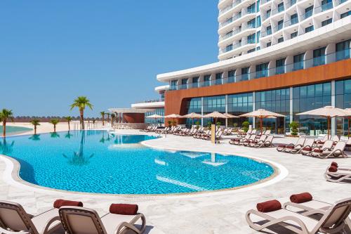 Areál v hoteli Hampton by Hilton Marjan Island
