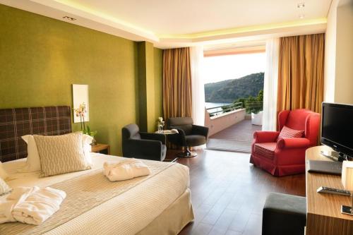 Hotel Royal Paradise Beach Resort & Spa