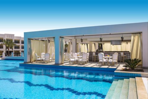 Hotel Jaz Crystal