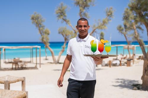 Pláž pri hoteli aqua heneish