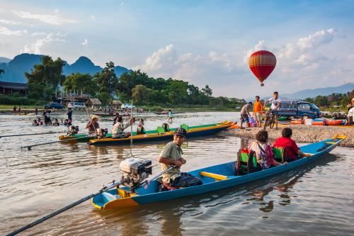 Vietnam & Laos - exotická esencia východnej Ázie