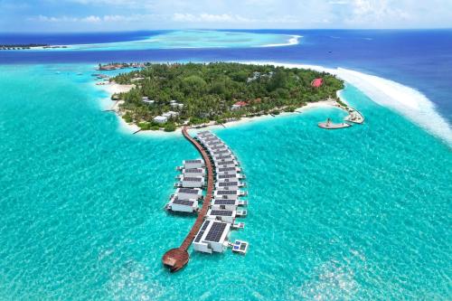 Holiday Inn Resort Kandooma Maldives