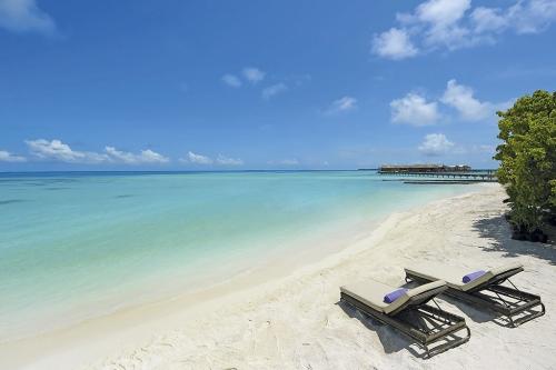 Oddych na piesočnatej pláži