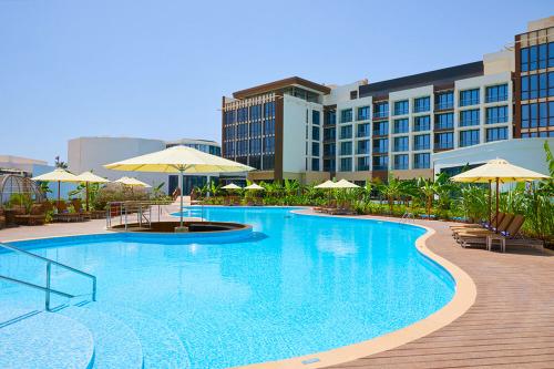 Bazén v Millennium Resort Salalah
