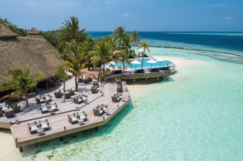 Komandoo Island Resort & Spa