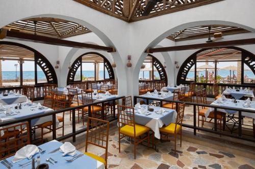 Hotel Arabia Azur Beach