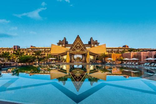 Lopesan Baobab Resort